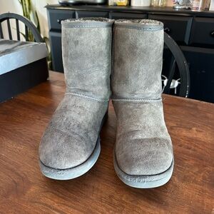 Classic Ugg